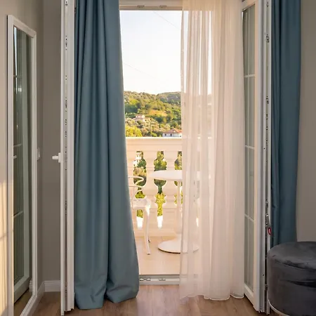 Palma D'oro Luxury 5* Durrës
